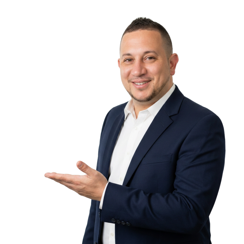 Michael, fondateur de RapidoSoftware, présentant l'écran de la main
